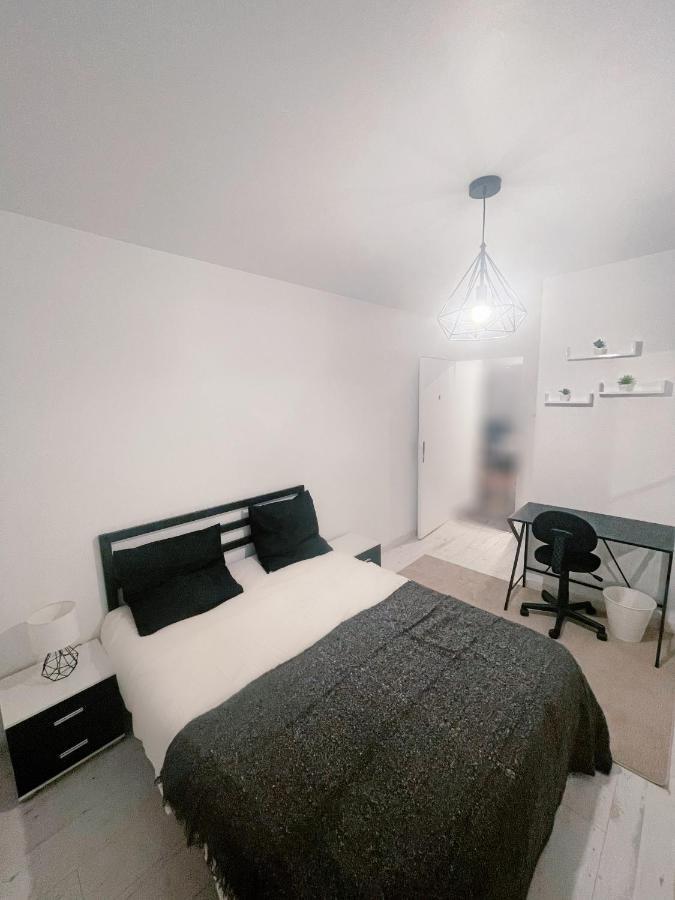 Superbe Appartement Avec Boxe Proche De Paris Pierrefitte-sur-Seine Exterior foto